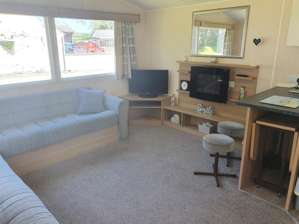 Ludchurch Blackmoor Farm - Caravan 3ヴィラ エクステリア 写真